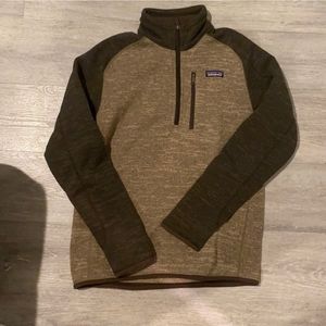 Patagonia Men’s Better Sweater Size S BARELY WORN!!!!!